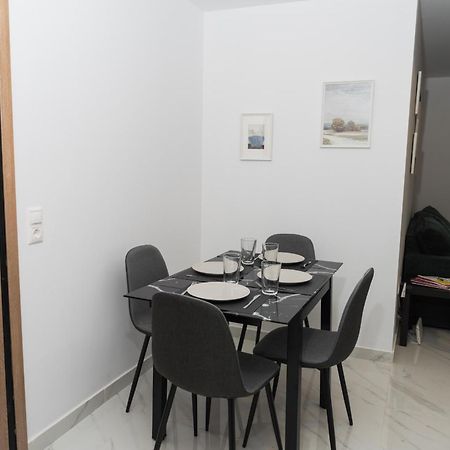 Rea Apartment เอเธนส์ ภายนอก รูปภาพ